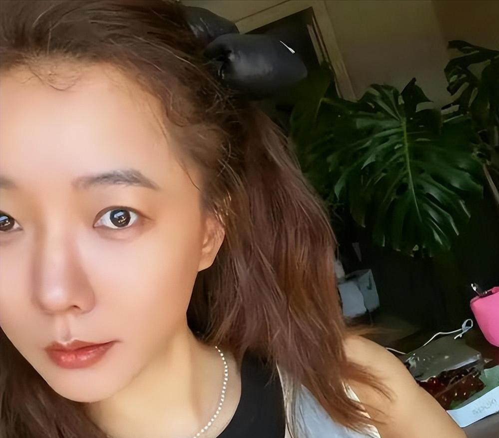 美媒建议老鹰签阿尔瓦拉多