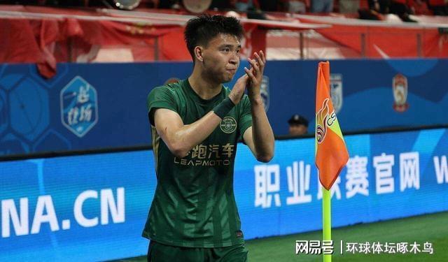 比利时后卫梅切勒:上半场我们踢得有些保守,对抗中输了太多